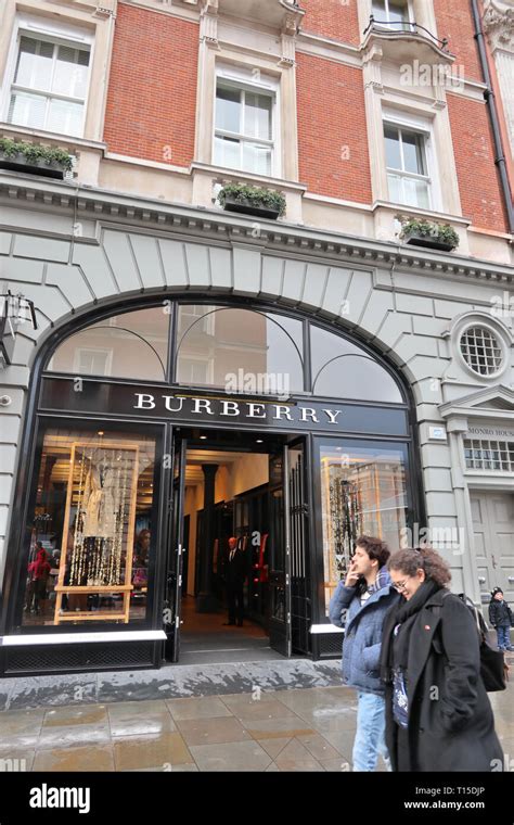 burberry covent garden opening times|covent garden clothing.